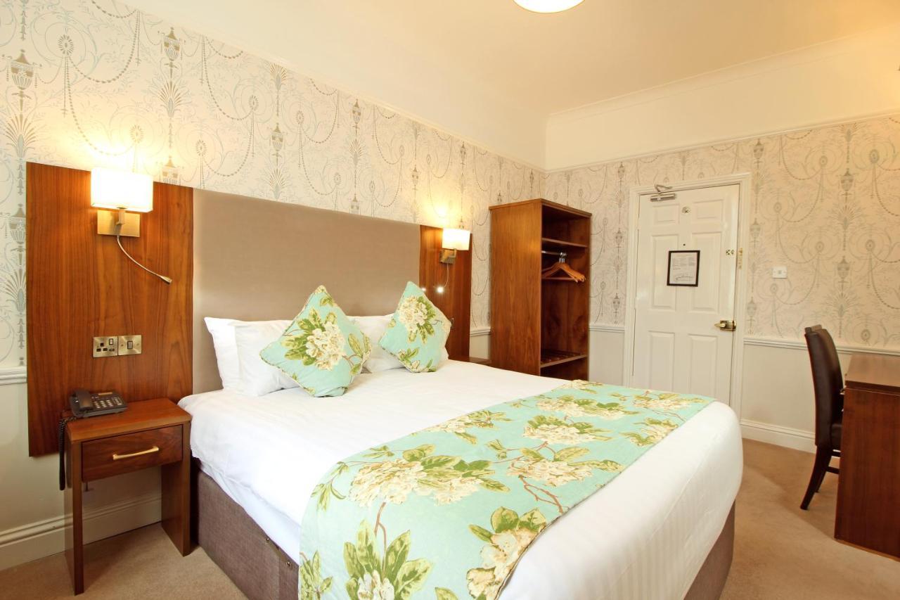 דבלין Castle Hotel מראה חיצוני תמונה