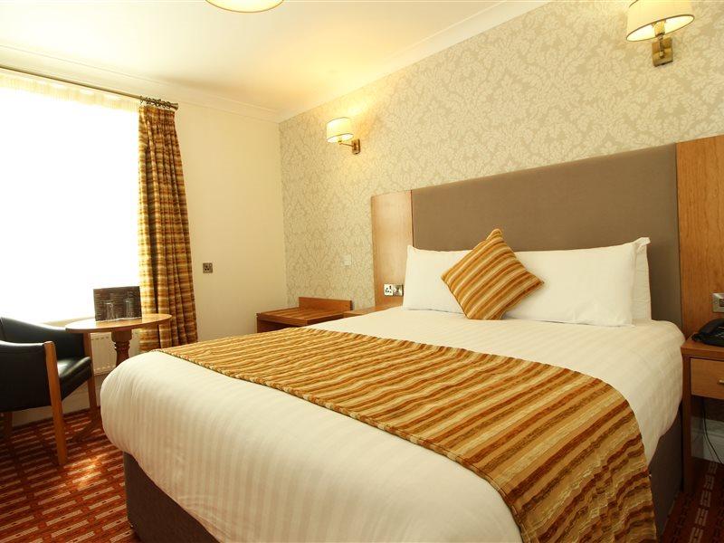דבלין Castle Hotel מראה חיצוני תמונה